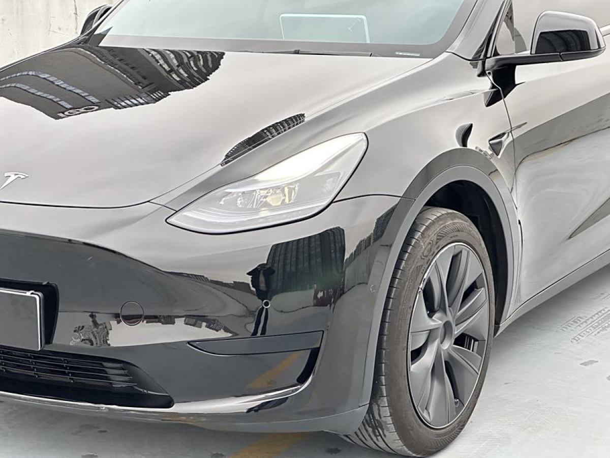 特斯拉 Model 3  2023款 煥新版 后輪驅(qū)動圖片