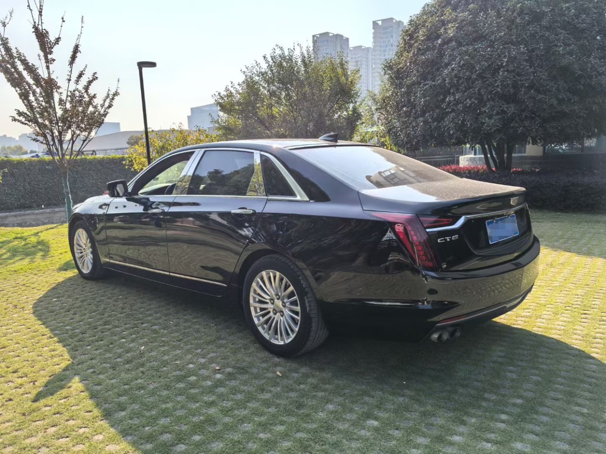 凱迪拉克 CT6  2019款 28T 豪華型圖片