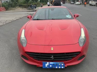 2016年4月 法拉利 California T 3.9T 標(biāo)準(zhǔn)型圖片
