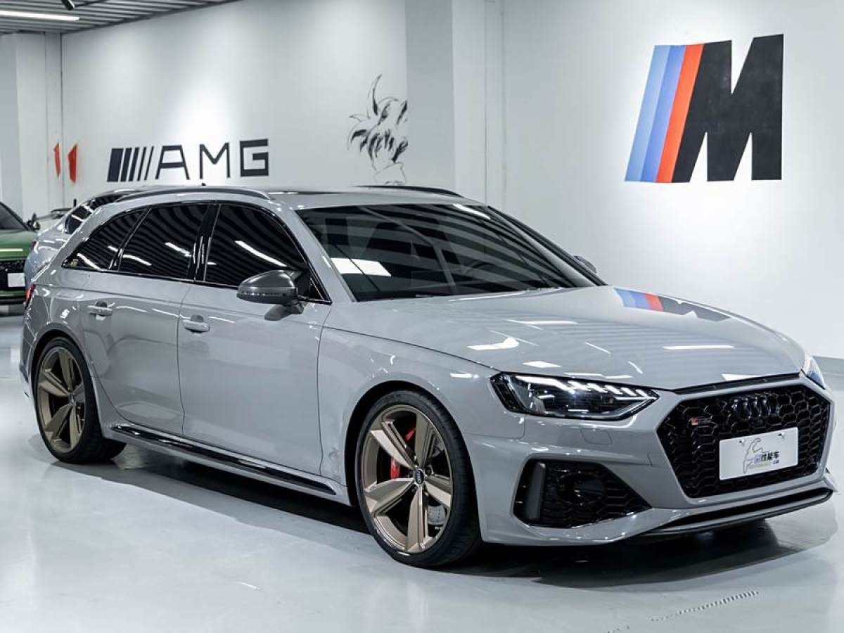 奧迪 奧迪RS 4  2023款 RS4 Avant 暗金版圖片