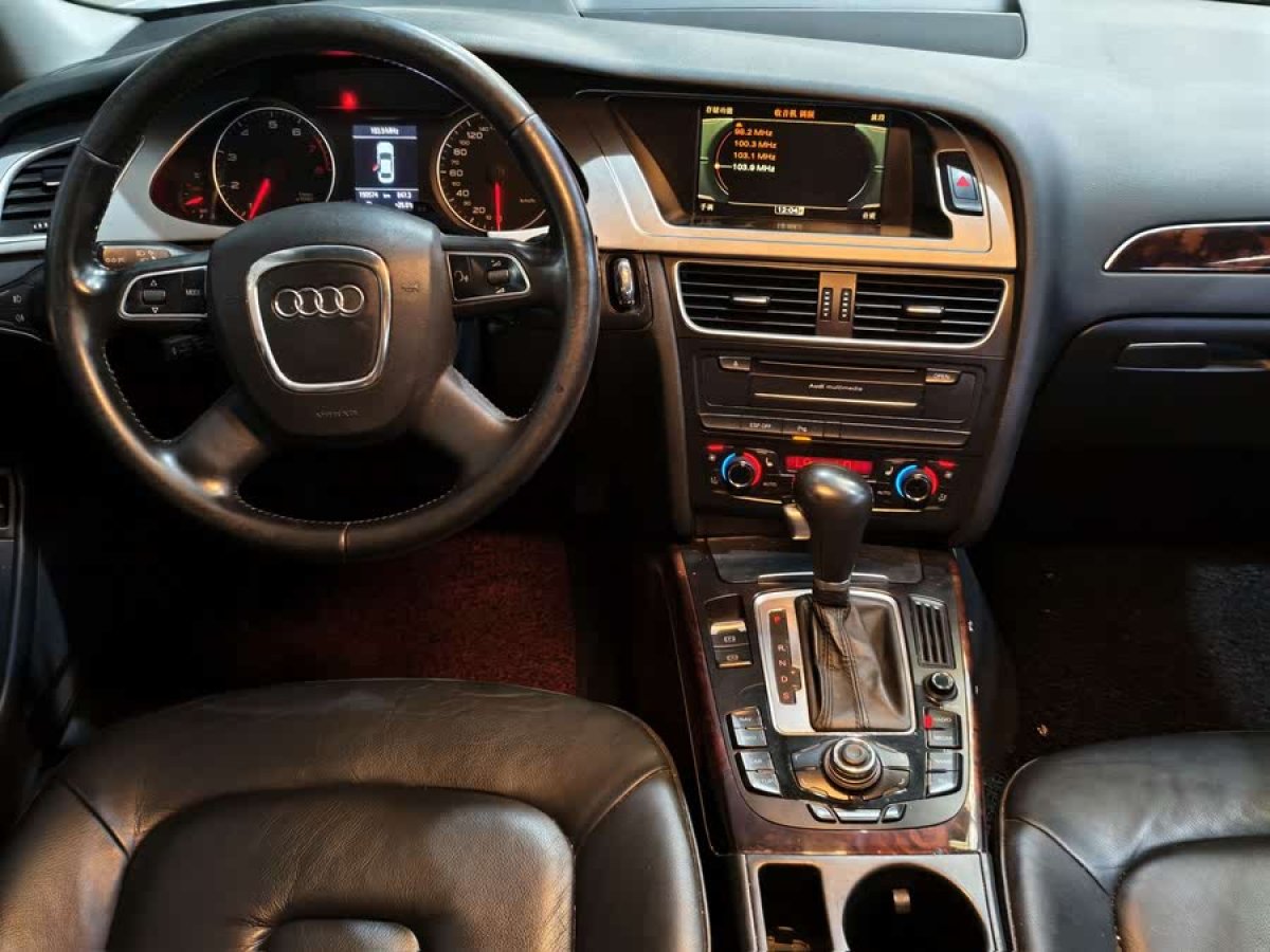 奧迪 奧迪A4L  2010款 2.0 TFSI 豪華型圖片