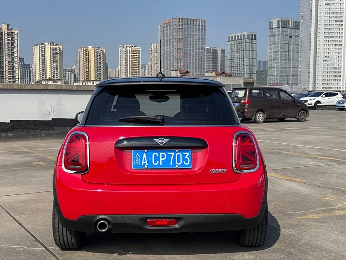 MINI MINI  2021款 1.5T COOPER 經(jīng)典派圖片