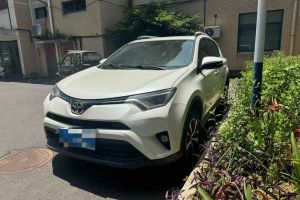 RAV4 豐田 