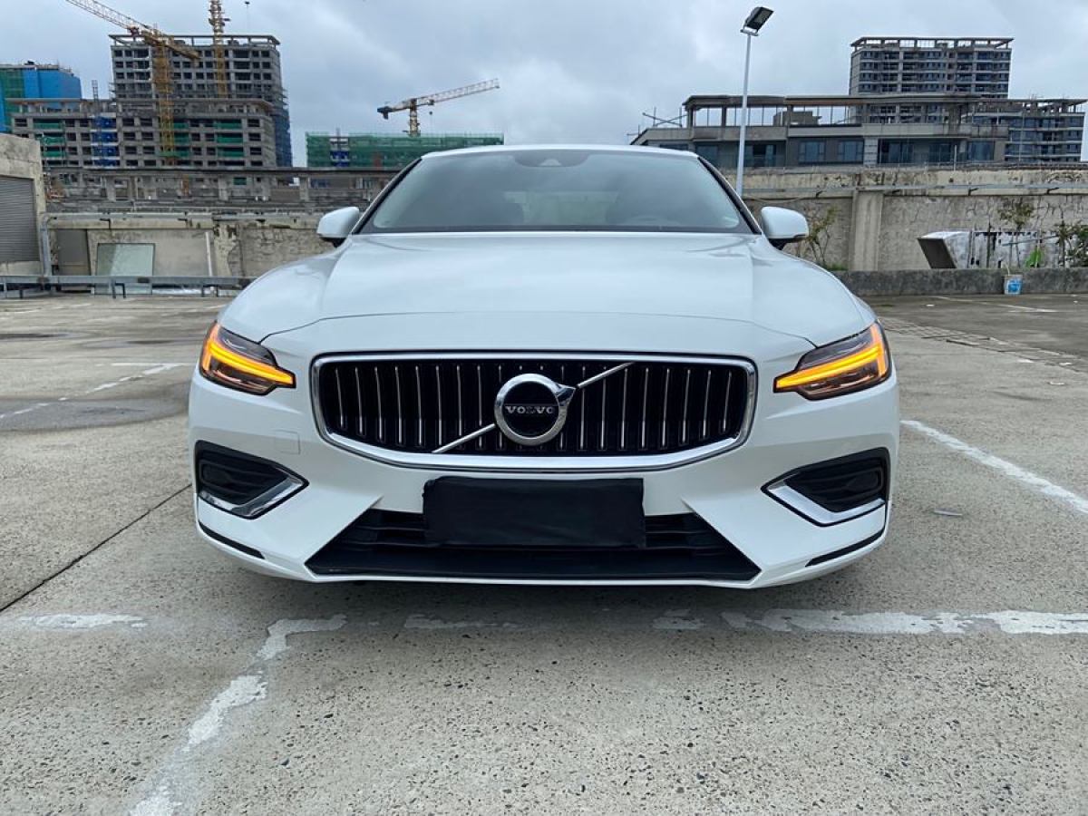 沃爾沃 S60L  2020款 T4 智遠豪華版圖片