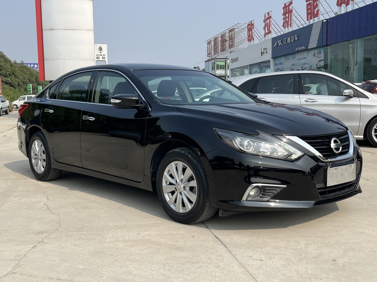 日產(chǎn) 天籟  2016款 改款 2.0L XL舒適版圖片