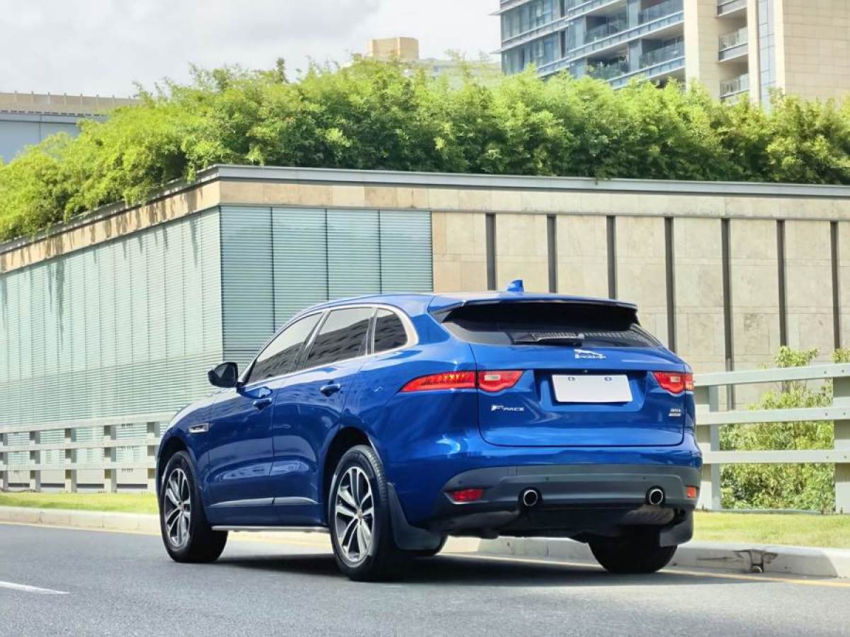 捷豹 F-PACE  2018款 3.0 SC 四驅(qū)R-Sport運(yùn)動(dòng)版圖片