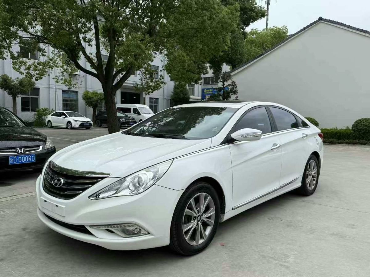 現(xiàn)代 瑞納  2014款 1.4L 手動(dòng)時(shí)尚型GS圖片