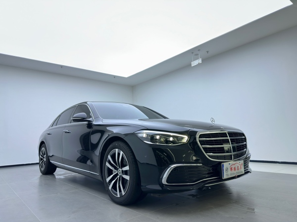 奔驰S级 2023款 S 400 L 豪华型