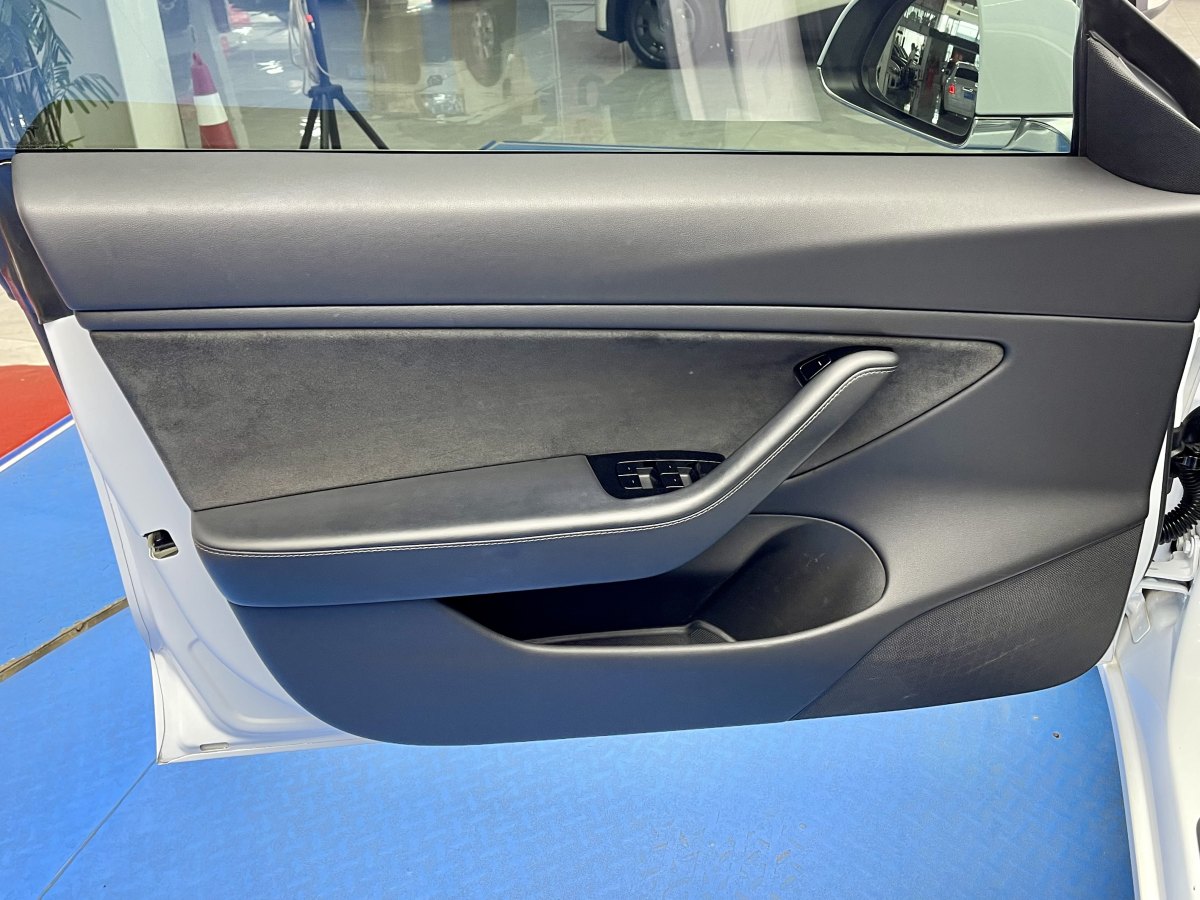 2019年9月特斯拉 Model 3  2019款 長(zhǎng)續(xù)航后驅(qū)版