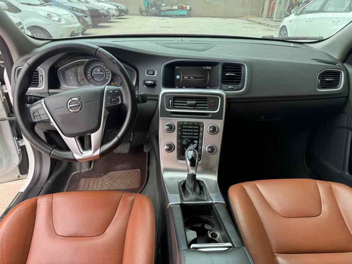 沃爾沃 S60  2018款 S60L 1.5T 智行版圖片