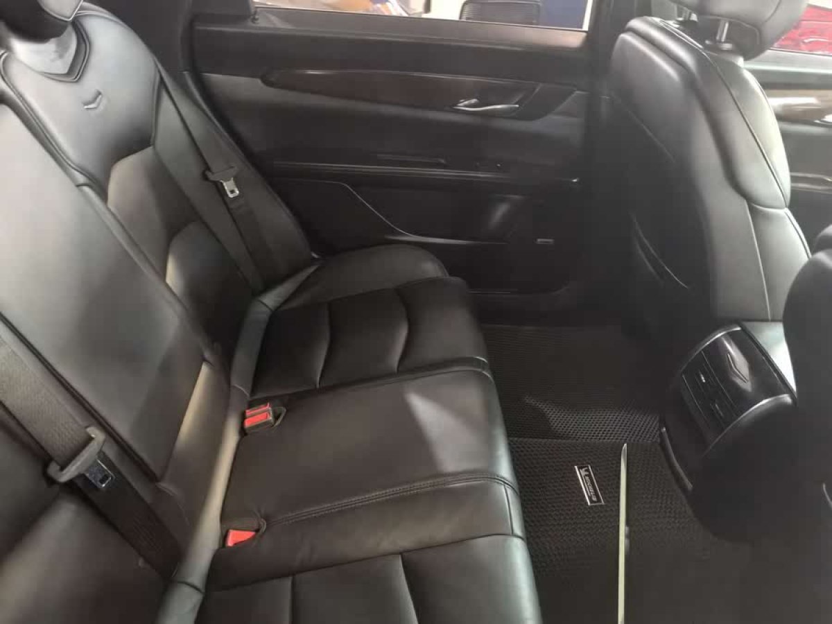 凱迪拉克 CT6  2017款 28T 精英型圖片