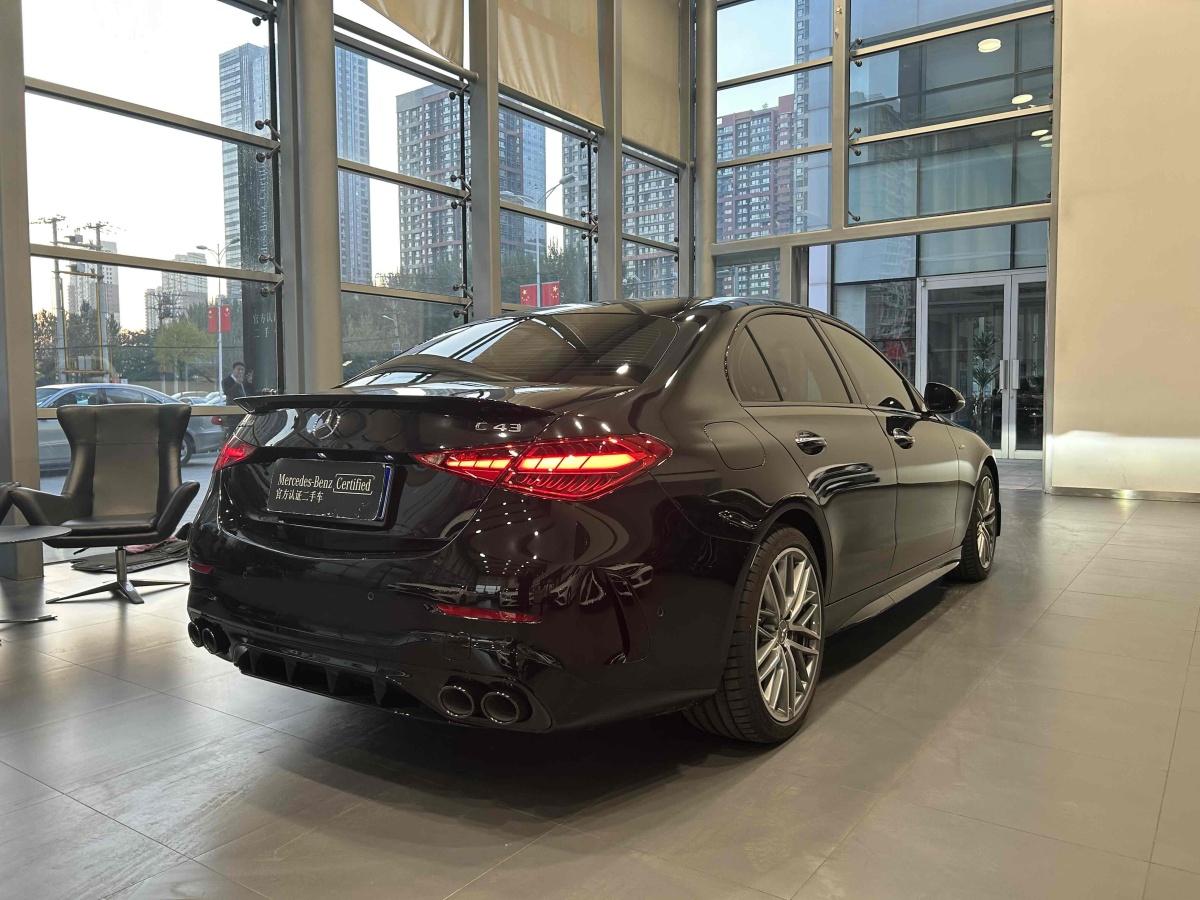 2024年8月奔馳 奔馳C級(jí)AMG  2024款 改款 AMG C 43 4MATIC