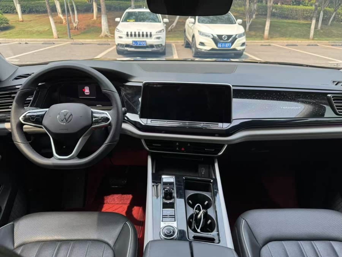 大眾 途昂  2023款 改款 380TSI 四驅(qū)尊崇豪華版圖片