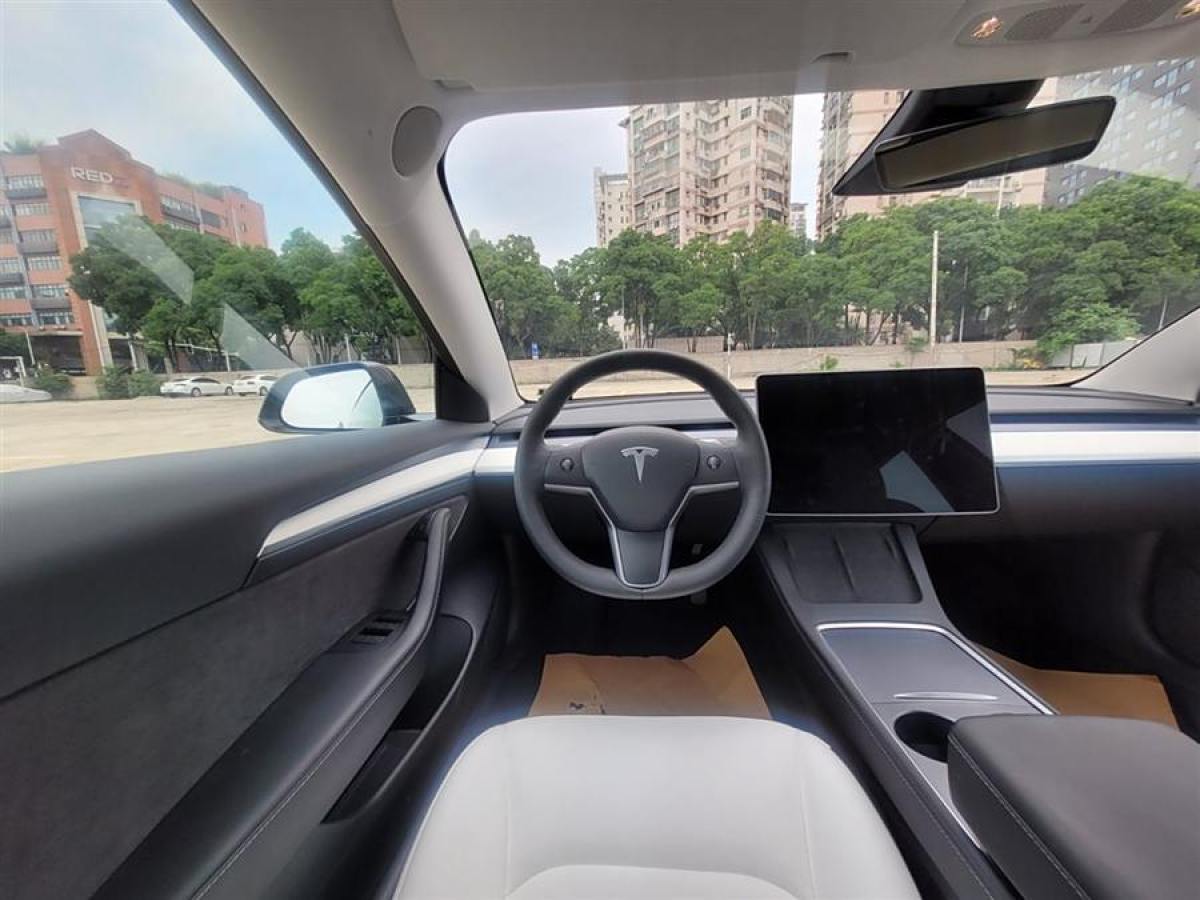 特斯拉 Model Y  2022款 改款 后輪驅動版圖片