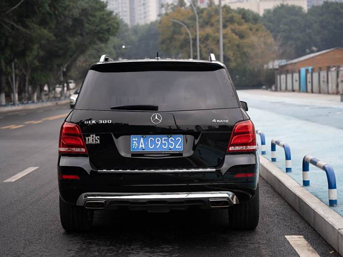 奔馳 奔馳GLK級(jí)  2015款 GLK 300 4MATIC 時(shí)尚型 極致版圖片