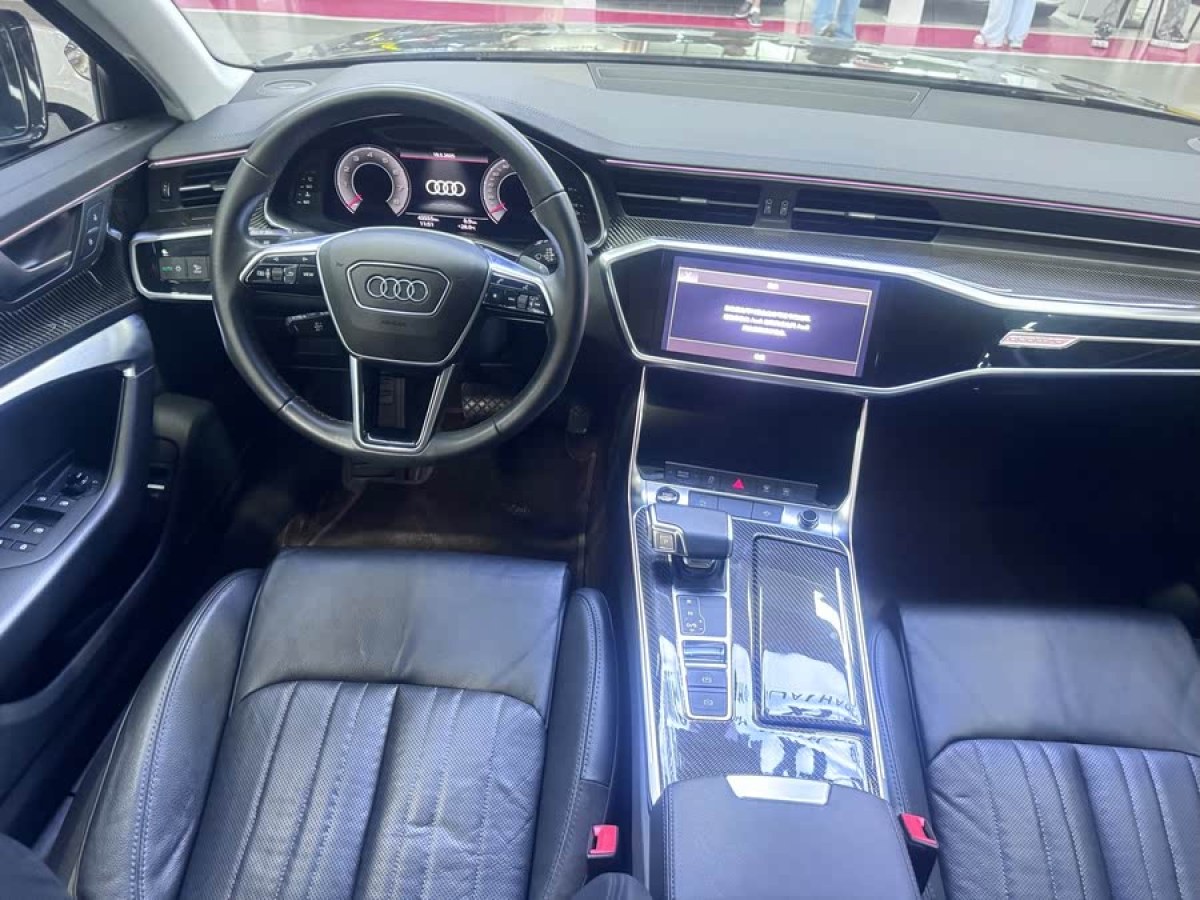 奧迪 奧迪A6L  2022款 45 TFSI quattro 臻選動感型圖片