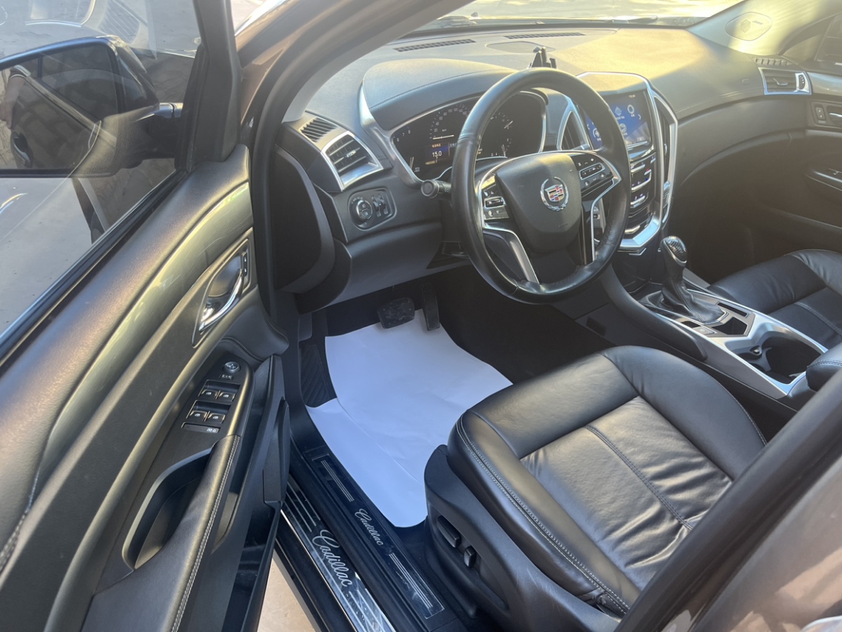 2014年01月凯迪拉克 SRX  2014款 3.0L 舒适型