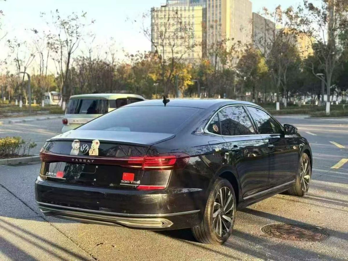 大眾 帕薩特  2022款 330TSI 豪華版圖片