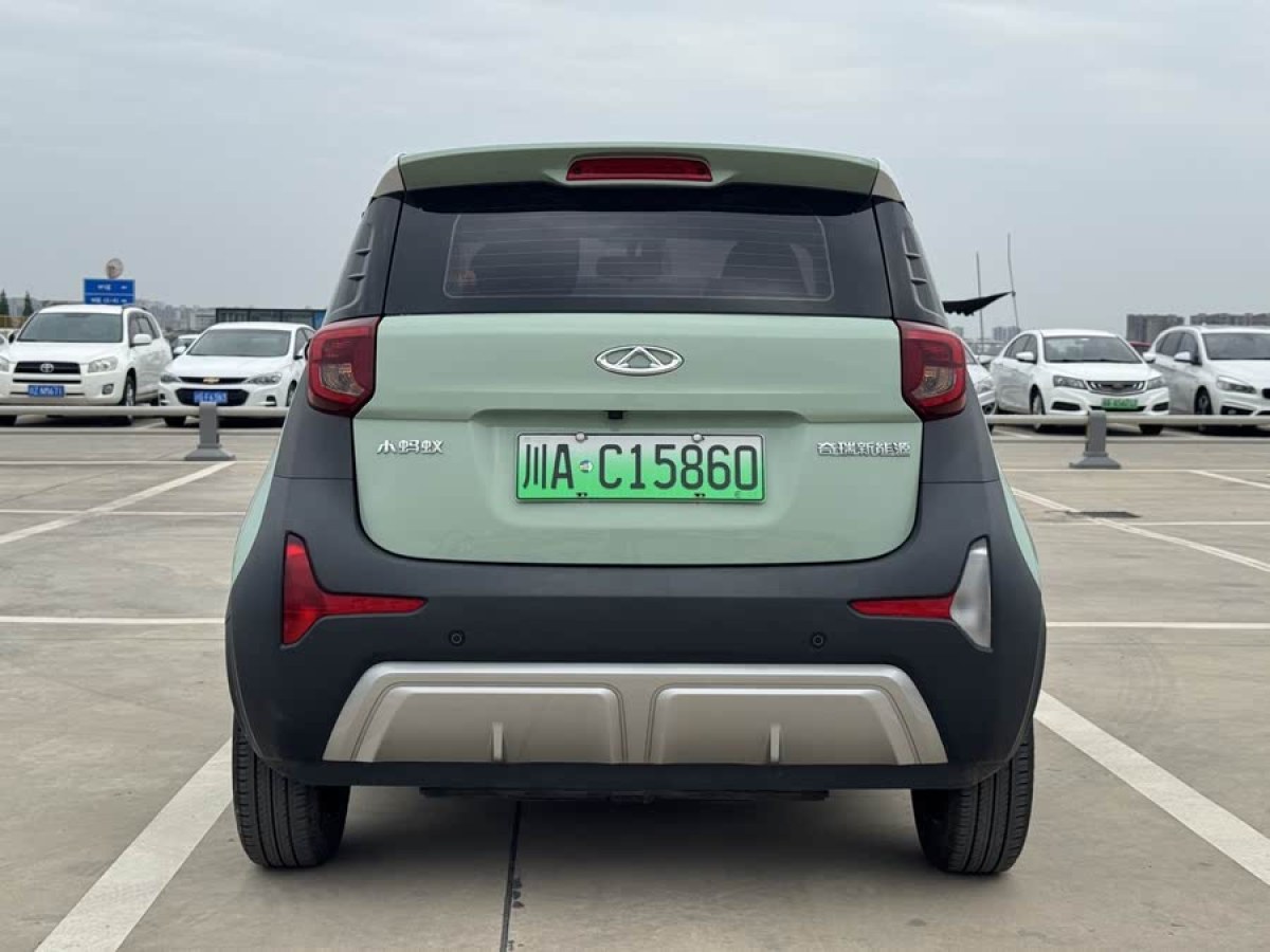奇瑞 eQ1  2022款 甜粉款 半糖版 三元鋰 30kW 408km圖片