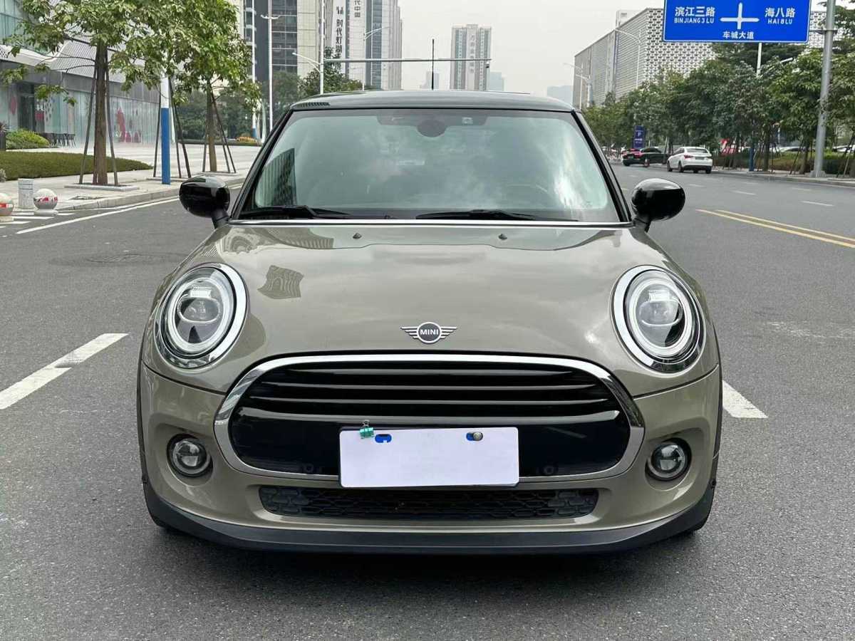 2019年11月MINI COUNTRYMAN  2018款 1.5T COOPER 經(jīng)典派