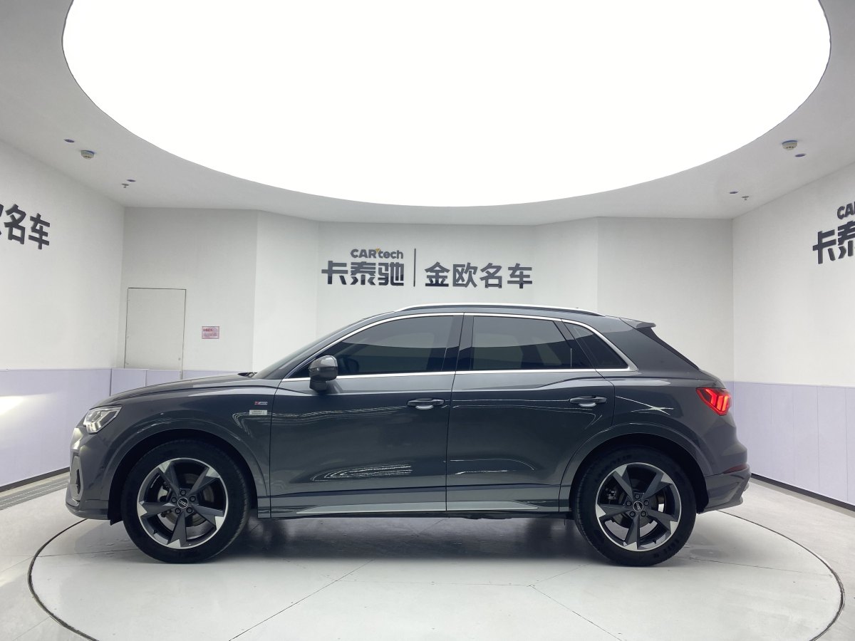 奧迪 奧迪Q3  2022款 35 TFSI 時(shí)尚動(dòng)感型圖片