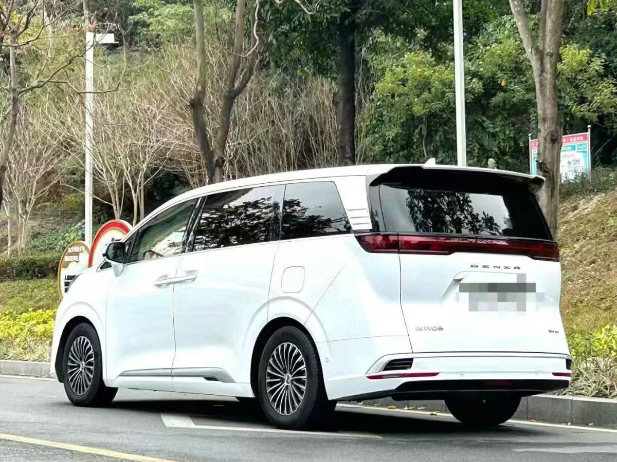 長(zhǎng)安 長(zhǎng)安UNI-Z  2025款 1.5T 龍騰型圖片