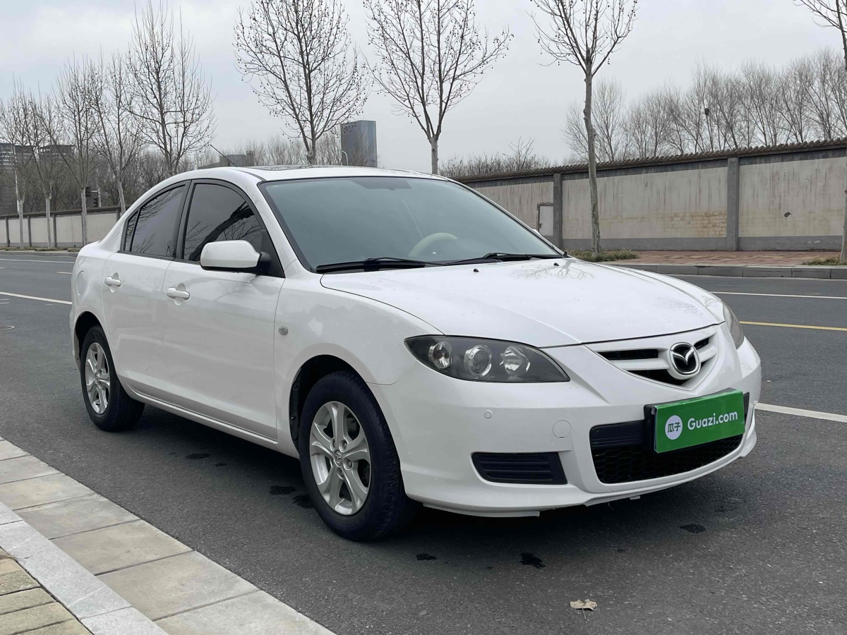 馬自達(dá) 馬自達(dá)3  2012款 1.6L 自動(dòng)經(jīng)典標(biāo)準(zhǔn)型圖片