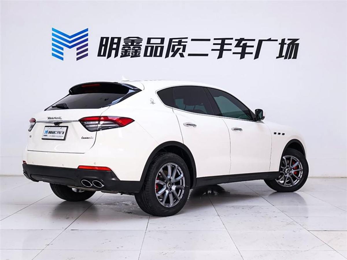 瑪莎拉蒂 Levante  2021款 3.0T 標(biāo)準(zhǔn)版圖片