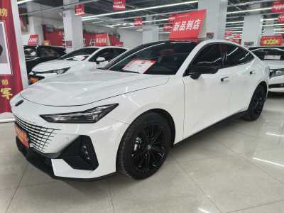 2023年11月 長(zhǎng)安 長(zhǎng)安UNI-V 1.5T 尊貴型圖片