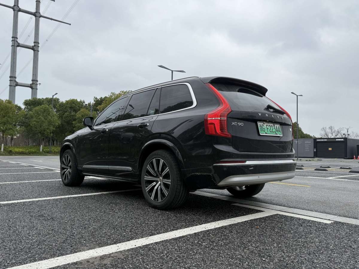 2022年07月沃爾沃 XC90新能源  2022款 改款 E驅(qū)混動 T8 智尊豪華版 7座