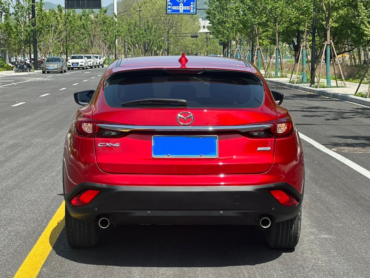 马自达 CX-4  2018款 2.0L 自动两驱蓝天活力版图片