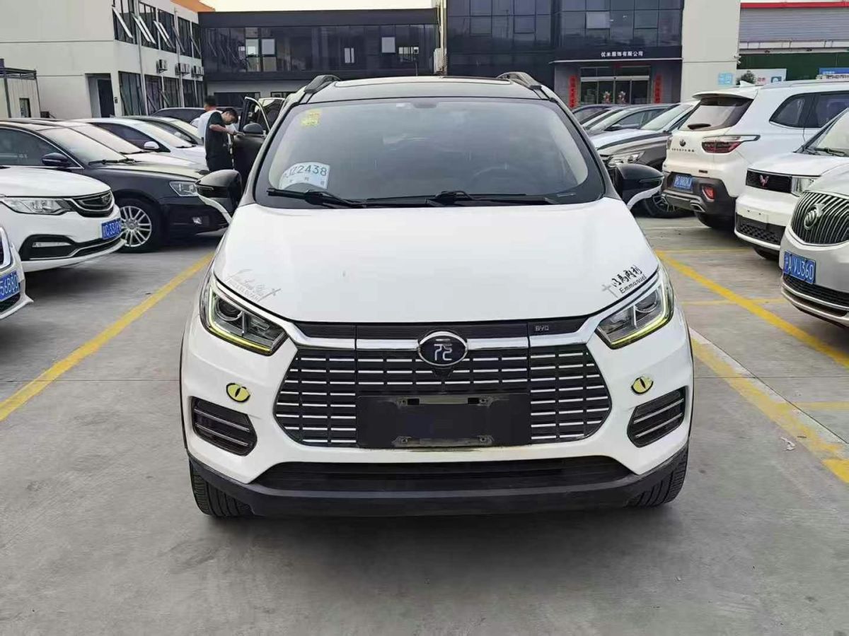 比亞迪 元新能源  2018款 EV360 智聯(lián)創(chuàng)酷型圖片