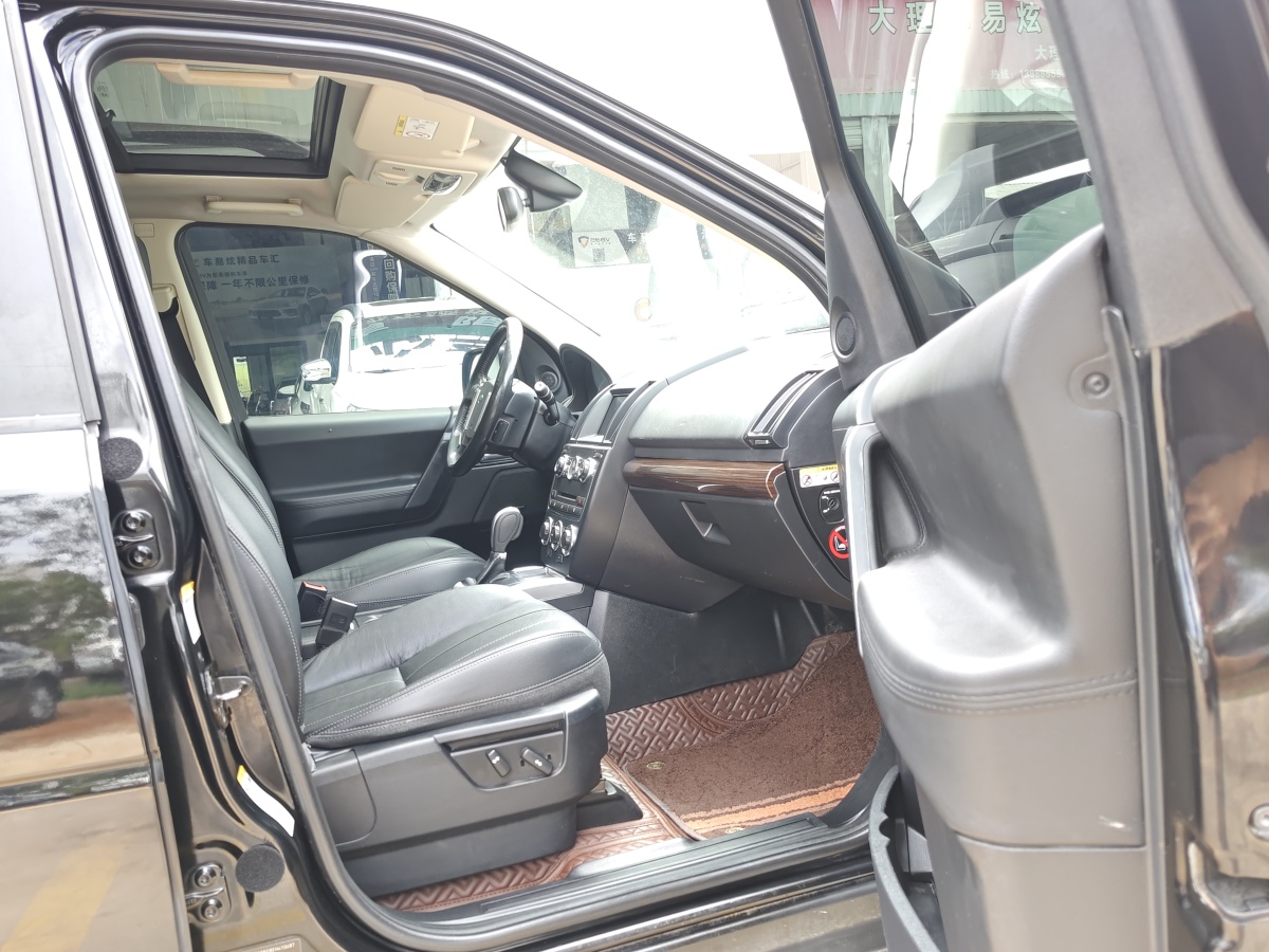 路虎 神行者2  2014款 2.0T Si4 SE汽油版圖片