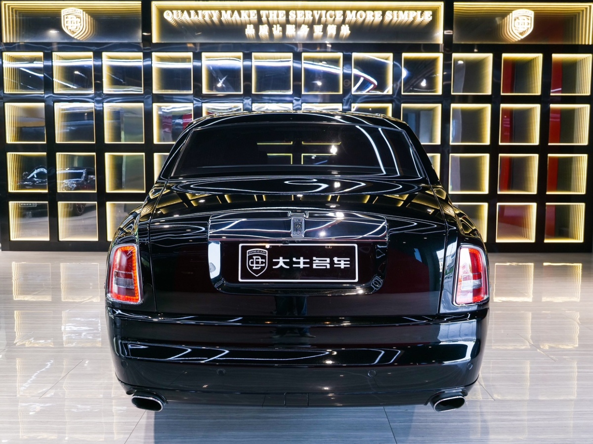 2013年6月勞斯萊斯 幻影  2006款 6.7L 加長(zhǎng)版EWB