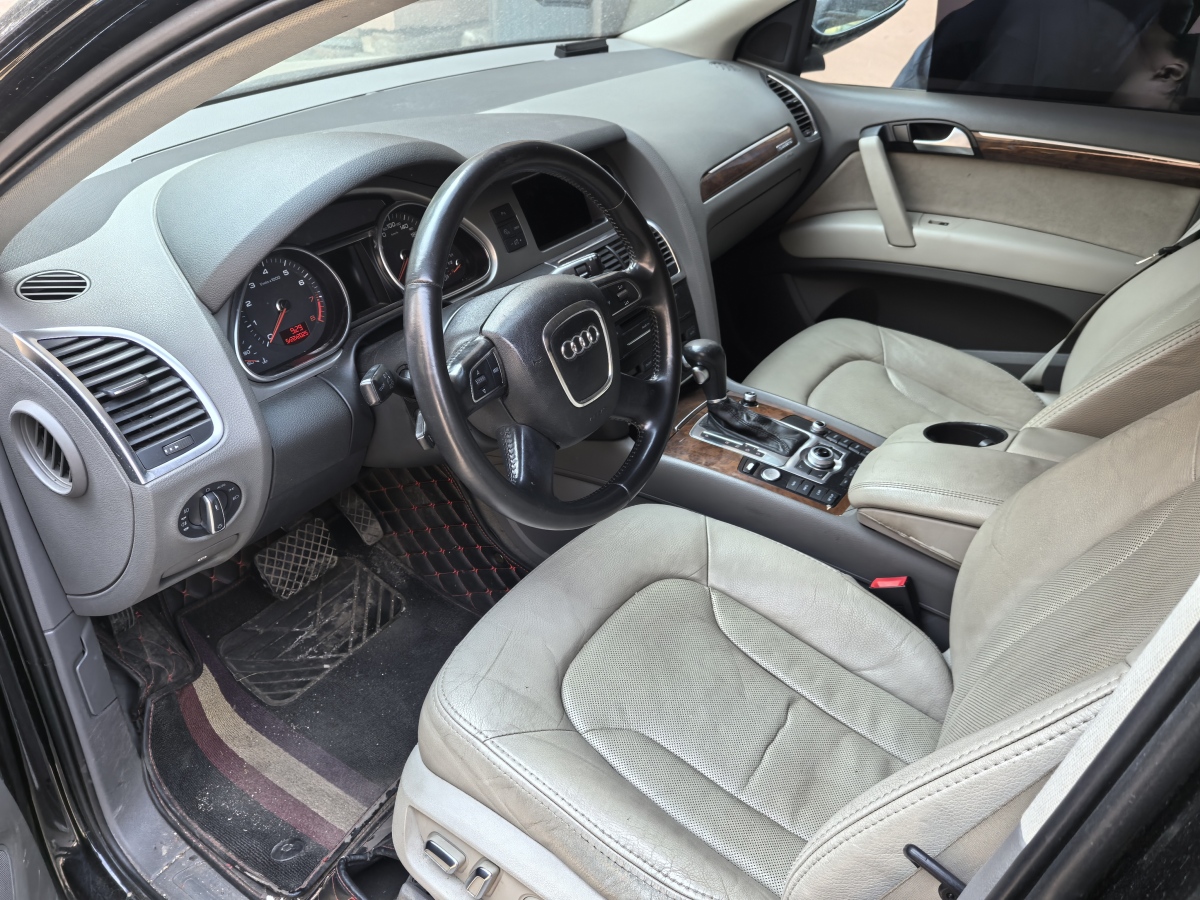 奧迪 奧迪Q7  2010款 3.6 FSI舒適型越野典藏版圖片