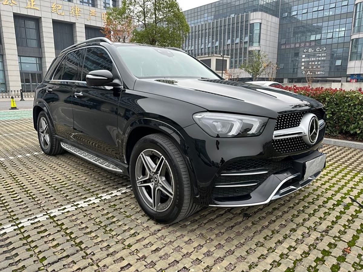 奔馳 奔馳GLE  2022款 改款 GLE 450 4MATIC 豪華型圖片