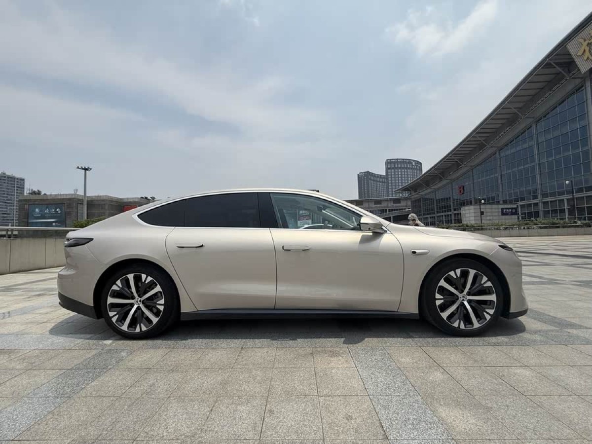 蔚來(lái) 蔚來(lái)ET7  2024款 75kWh 行政版圖片