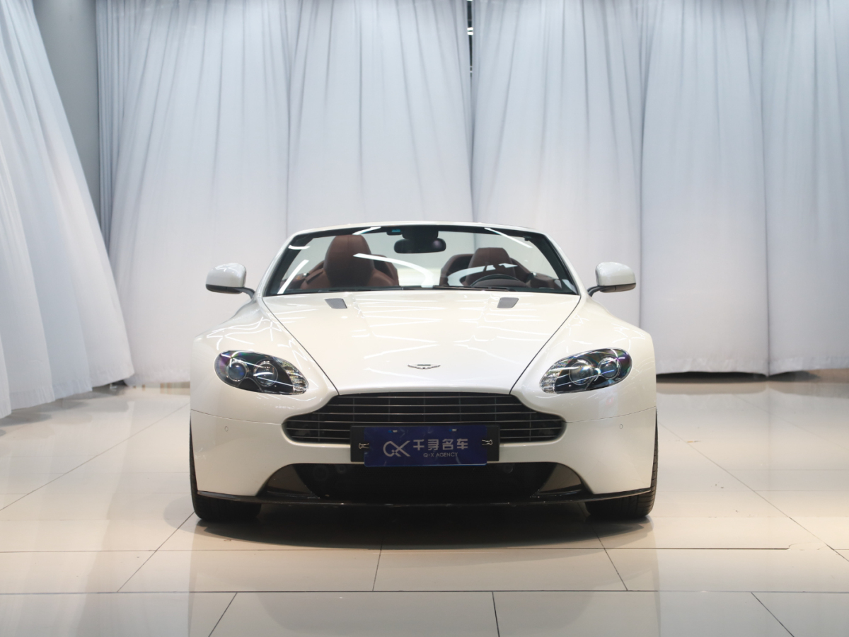 阿斯頓·馬丁 V8 Vantage  2011款 4.7L Sportshift Roadster圖片