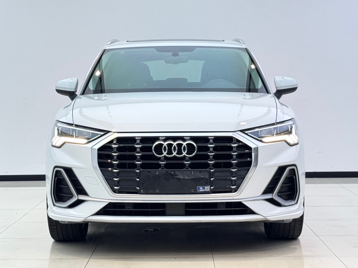 2021年10月奧迪 奧迪Q3  2021款 35 TFSI 時尚動感型