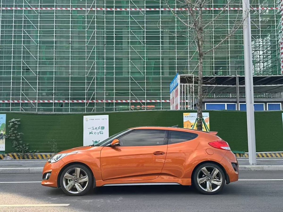 現(xiàn)代 Veloster飛思  2012款 1.6T 自動豪華版圖片