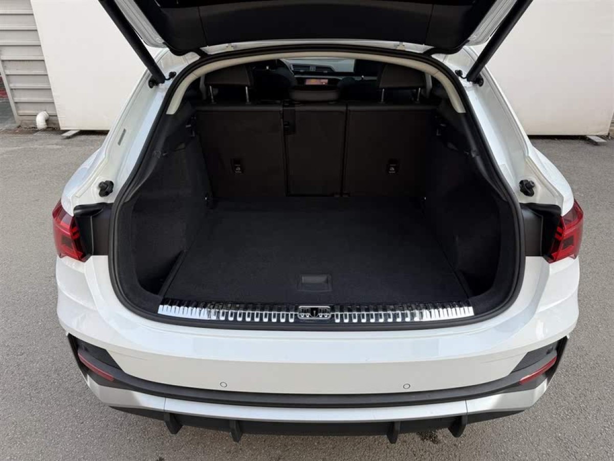 奧迪 奧迪Q3  2020款 40 TFSI 時尚動感型圖片