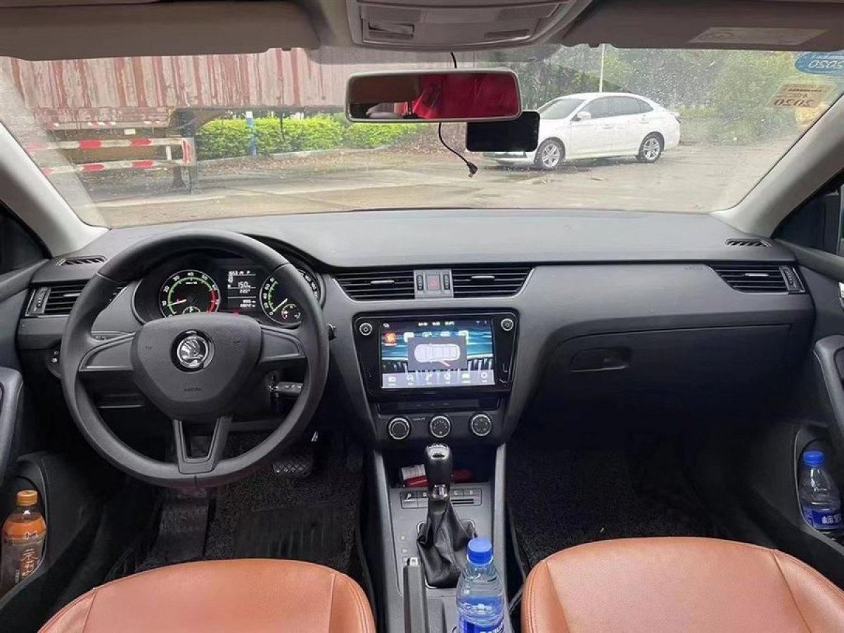 斯柯达 明锐  2018款 旅行车 TSI230 DSG舒适版图片