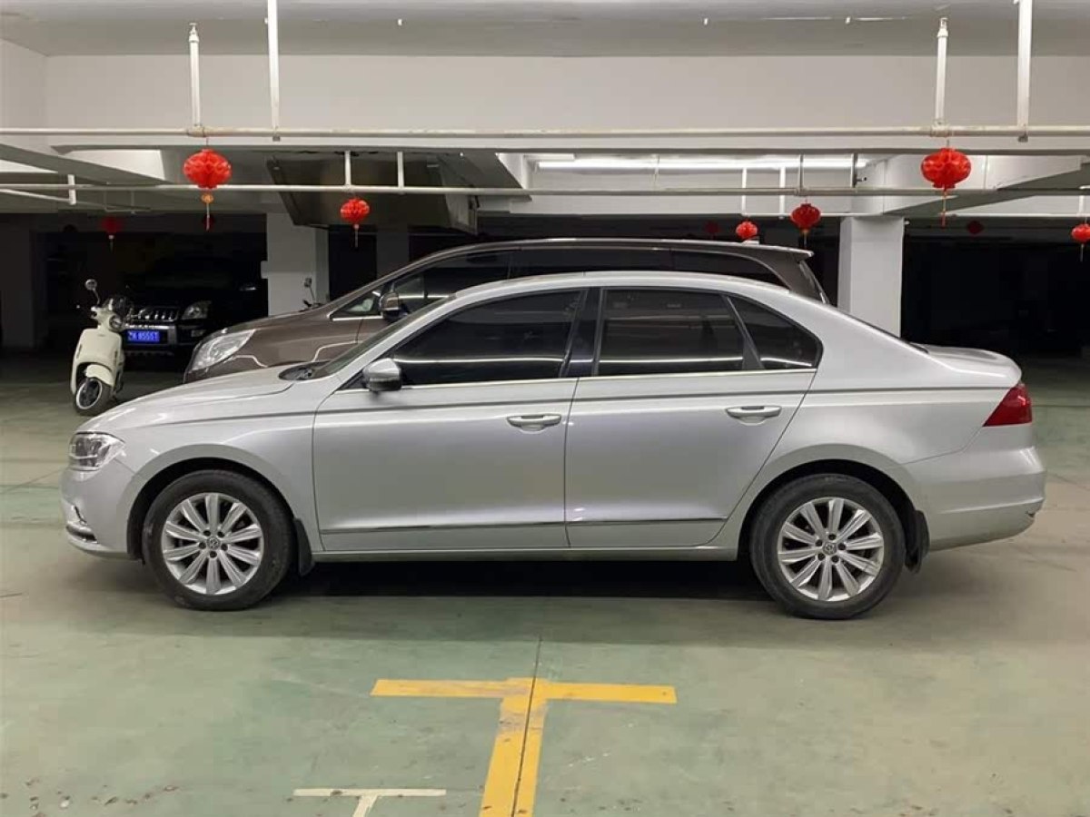 大眾 寶來  2017款 1.6L 手動(dòng)舒適型圖片