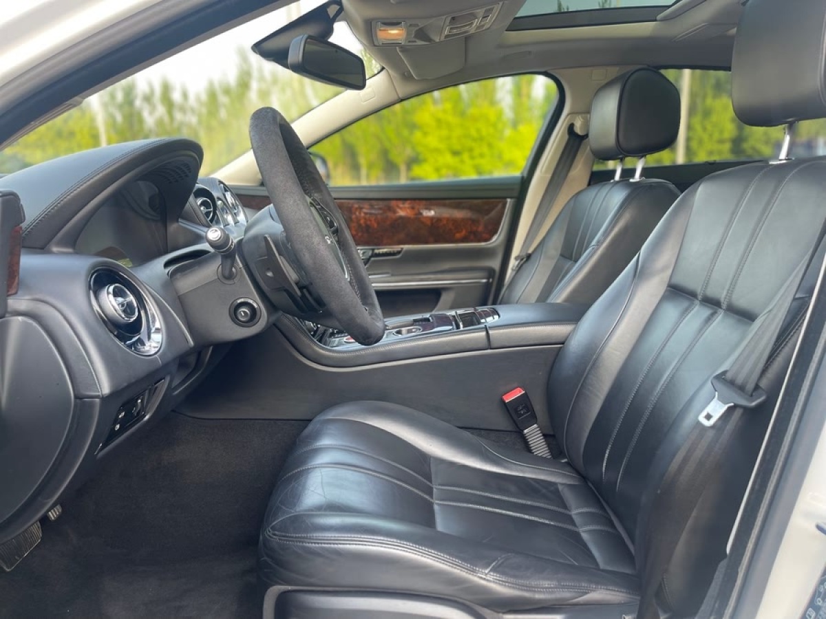 捷豹 XJ  2012款 XJL 3.0 倫敦限量版圖片