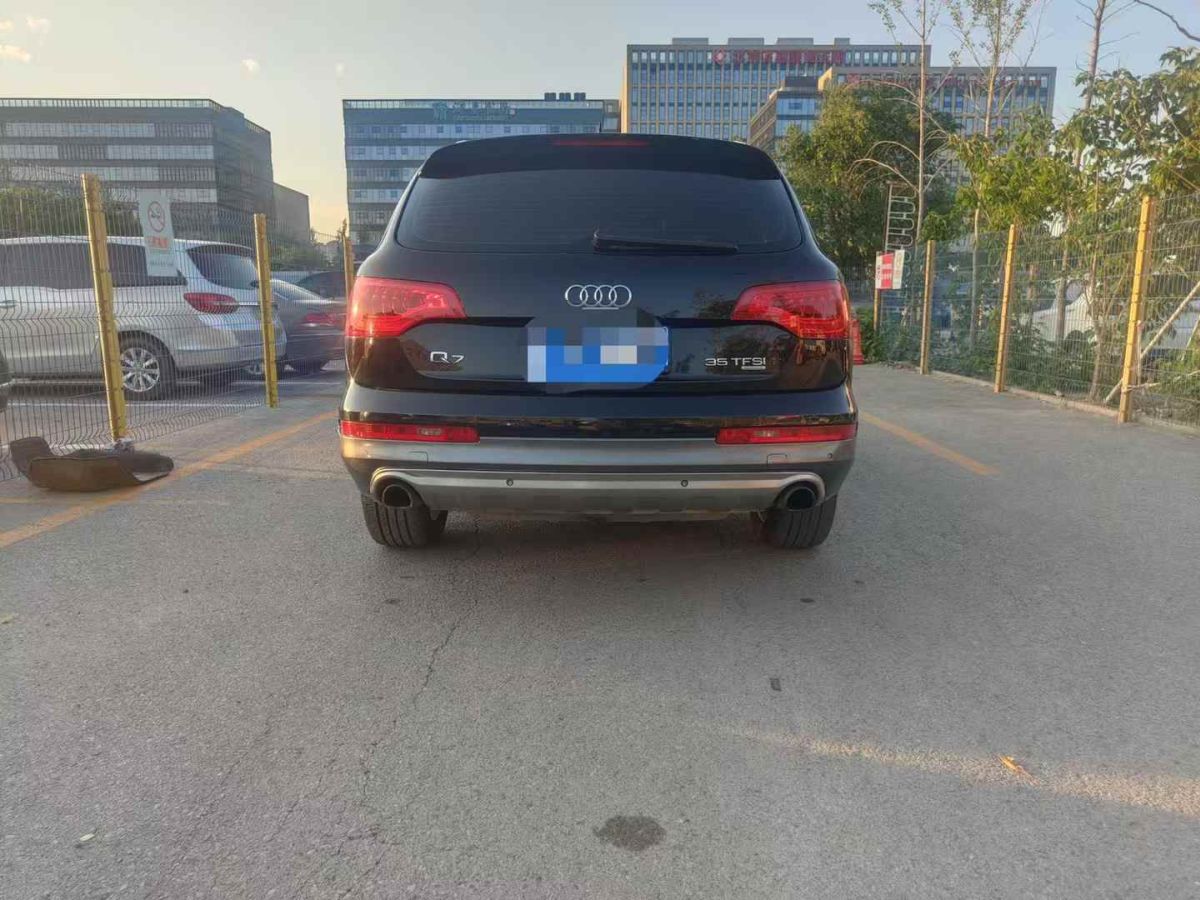 奧迪 奧迪Q7  2015款 Q7 35TDI quattro 卓越版圖片