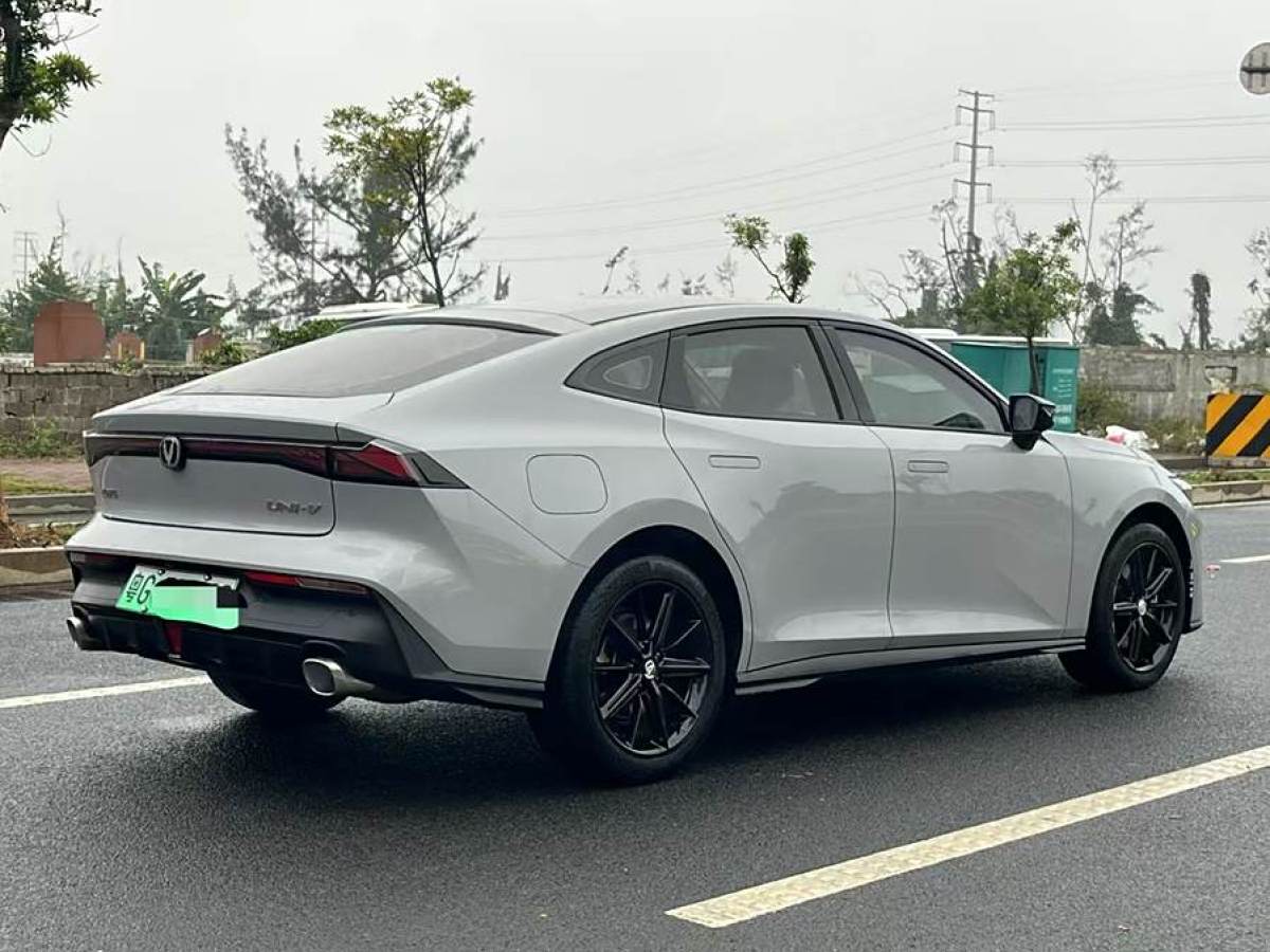 長(zhǎng)安 長(zhǎng)安UNI-V 智電iDD  2023款 智電iDD 1.5T 113km智趣型圖片