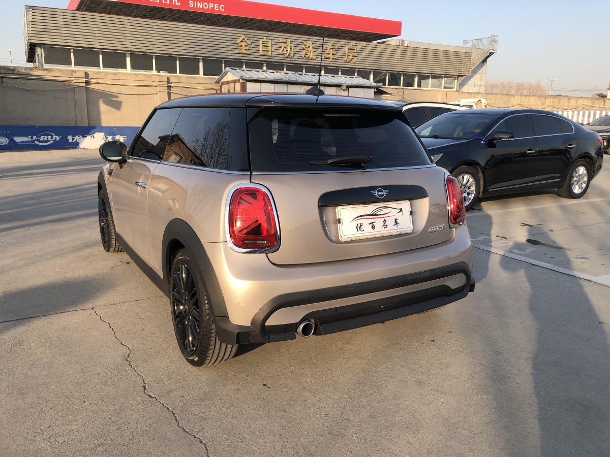 MINI MINI  2022款 改款 1.5T COOPER 藝術(shù)家圖片