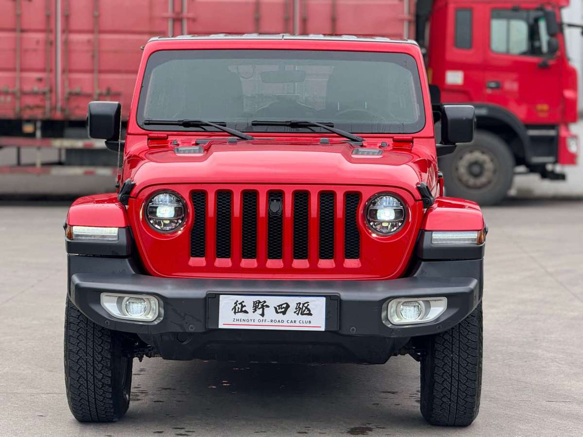 Jeep 牧馬人  2019款 2.0T Sahara 四門版 國(guó)VI圖片