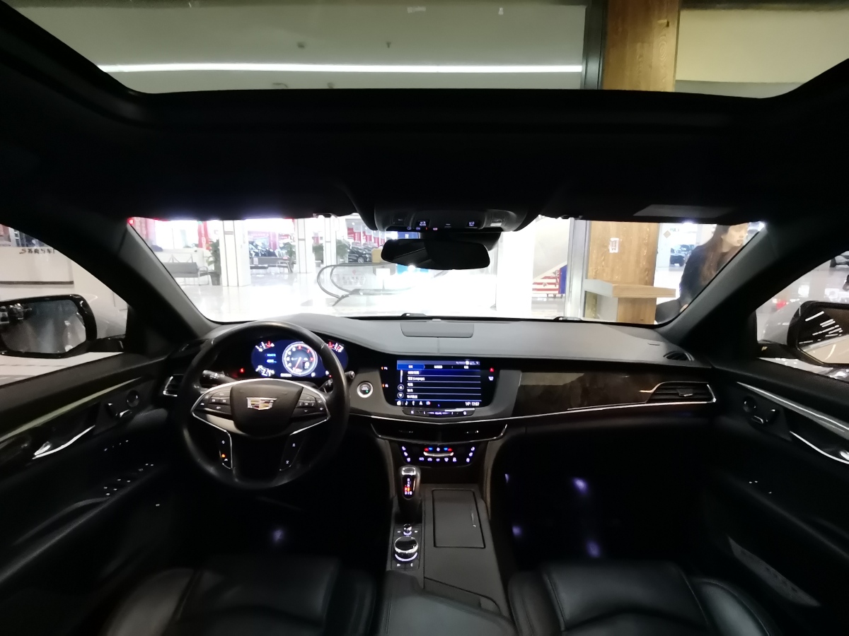 凱迪拉克 CT6  2019款 28T 豪華型圖片