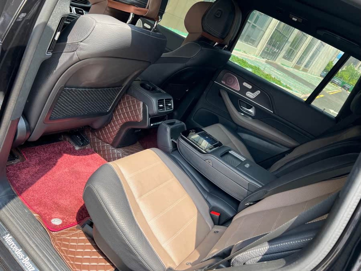 奔馳 奔馳GLS  2023款 改款 GLS 450 4MATIC 豪華型圖片